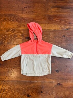 GAP Baby Blood Orange and Beige Tech Anorak Mesh-Lined Jacket. Size 4